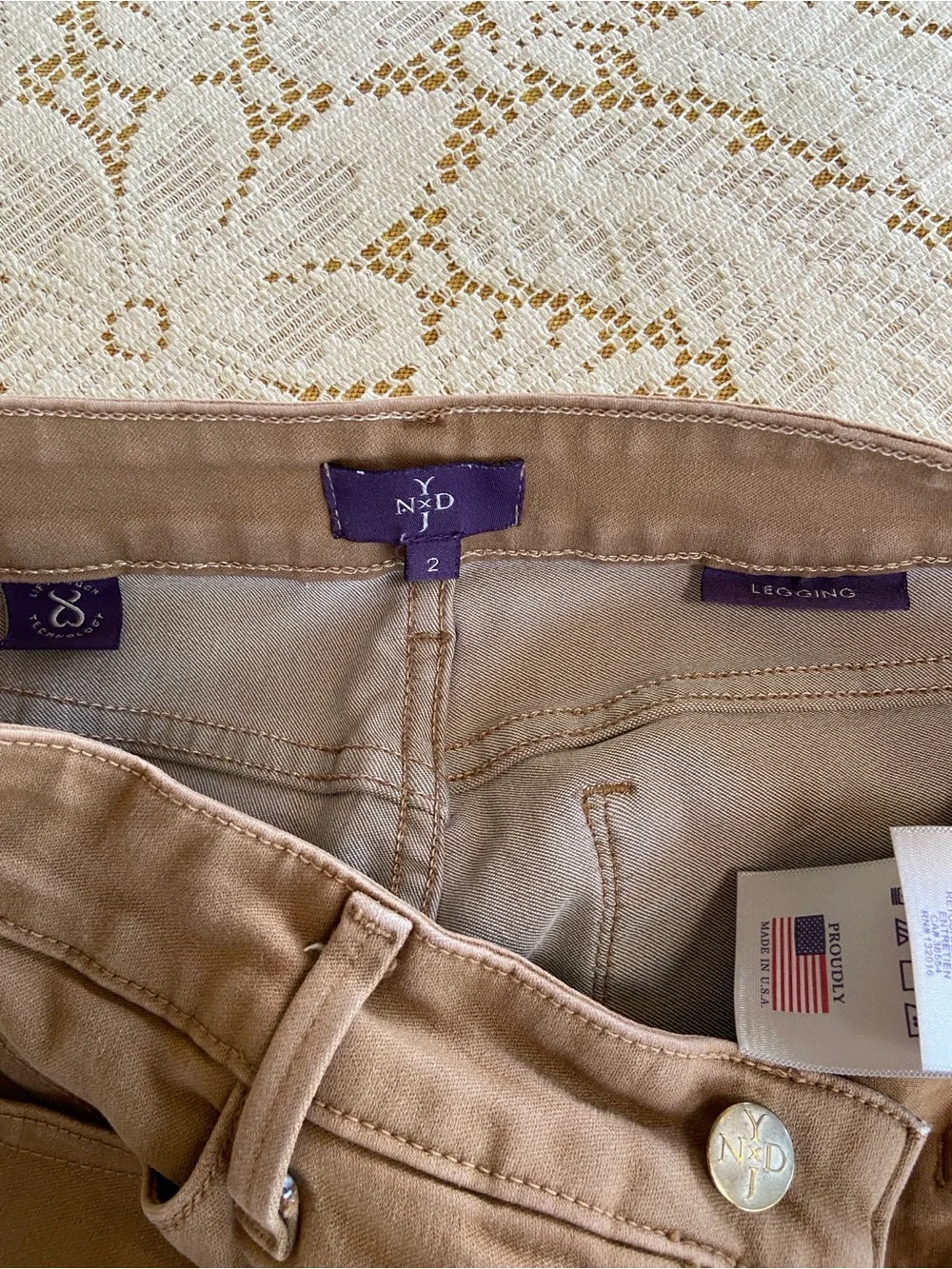 NYDJ Mid Rise LEGGING Stretch Jeans in Camel Brush Demin Size 2 - Picture 11 of 14